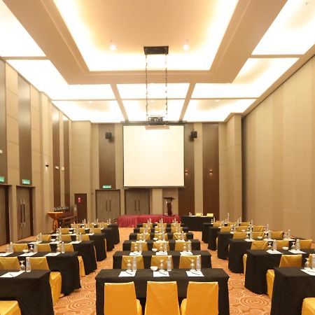 Villea Rompin Resort & Golf Kuala Rompin Εξωτερικό φωτογραφία